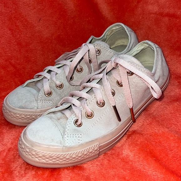 Converse Chuck Taylor Ox premium suede rose gold women’s size 7.5 men’s size 5.5 - Picture 1 of 9